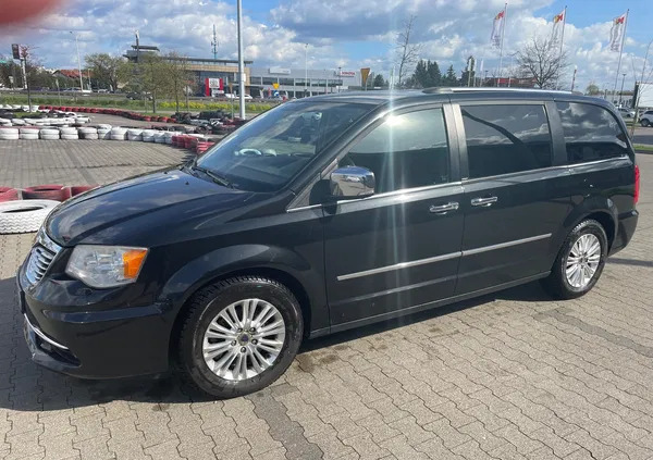 Lancia Voyager cena 53500 przebieg: 210000, rok produkcji 2013 z Warszawa